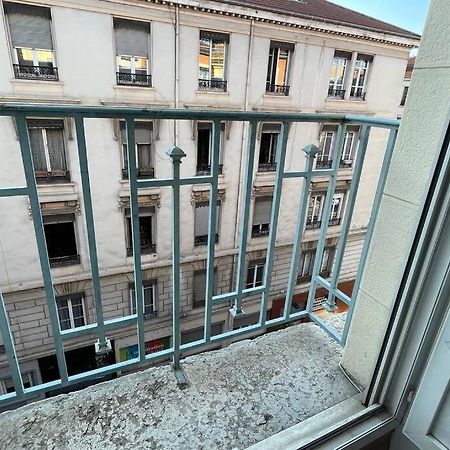 Appartement Renove Proche Du Parc De La Tete D'Or ビユールバンヌ エクステリア 写真